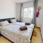 Girasol En Con Gran Terraza Y Piscina By Family Homes شقة دينايا