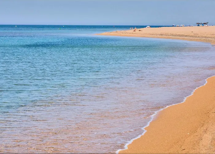 Girasol By Family Homes *